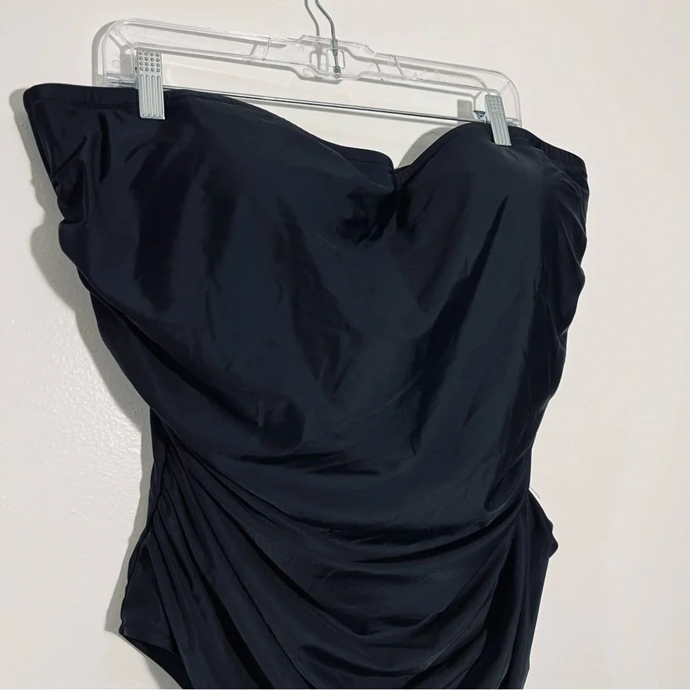 J.Crew Ruched Bandeau One-Piece In Black BC115 Size 24 Plus‎